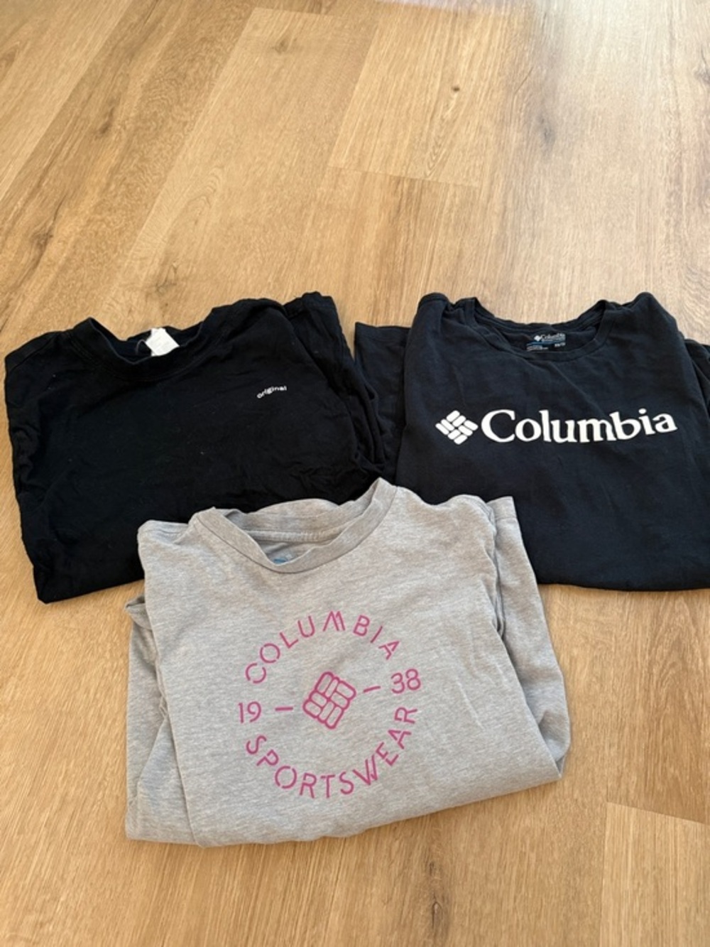 Bundle of 3 Shirts